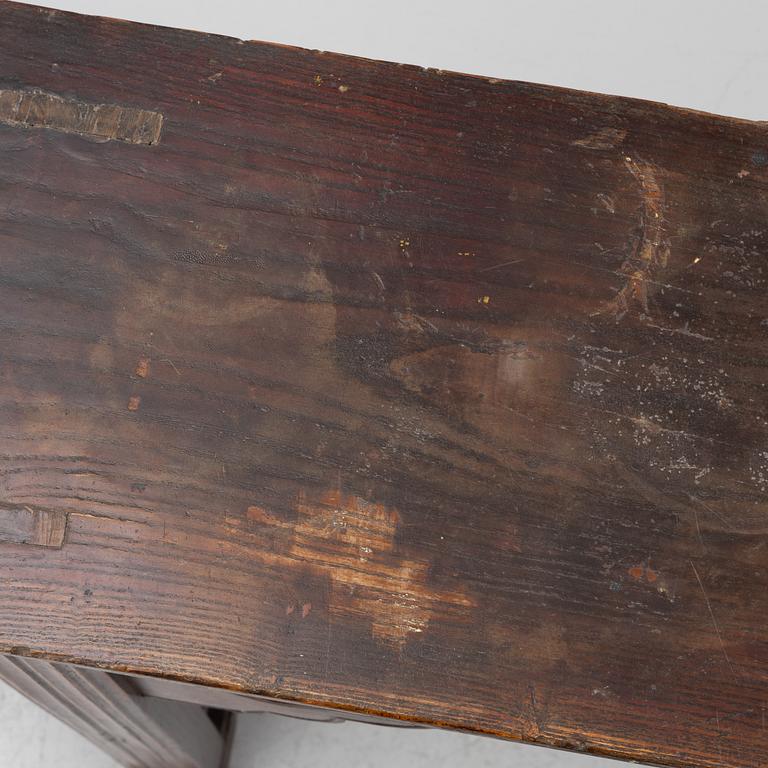 A hardwood altar table, late Qing dynasty / 20th century.