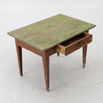 A table, 19th century.