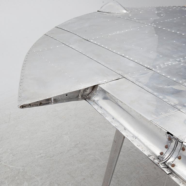 A desk, aeroplane wing from DAKOTA/DC3/C-43. MFG.DATE 1943-1944.