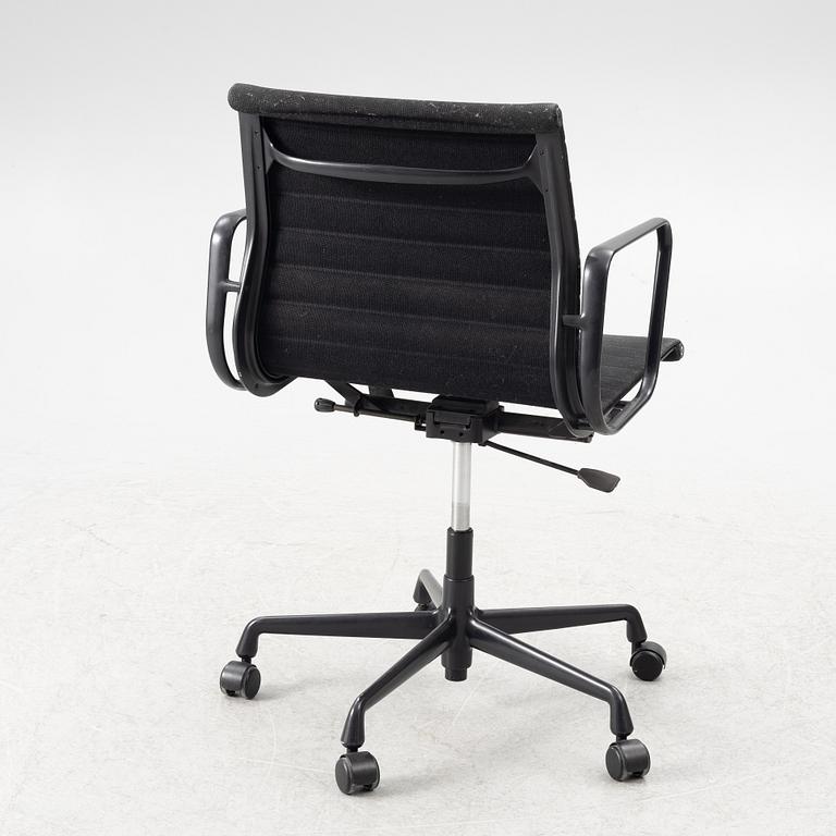 Charles & Ray Eames, office chair "EA 108" for Vitra.