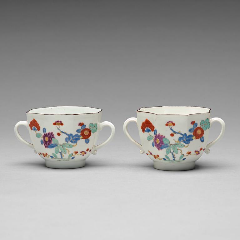 A pair of Meissen 'Kakiemon' cups, 18th Century.