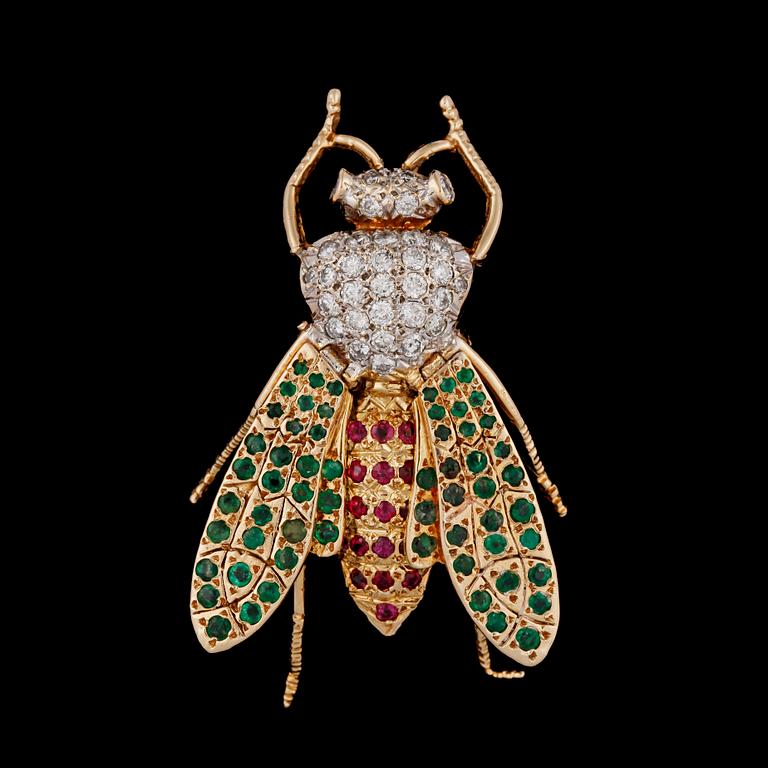 A ruby, emerald and brilliant cut diamond brooch, tot. app. 1 cts, fly brooch.
