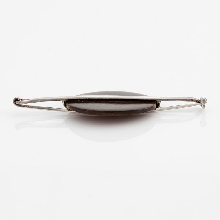 Vivianna Torun Bülow-Hübe, brosch, sterlingsilver med ben, Jakarta Indonesien.
