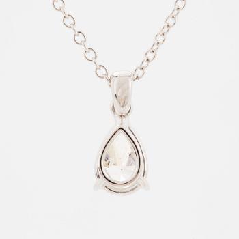COLLIER, med droppformad diamant 1,01 ct, med GIA certifikat.