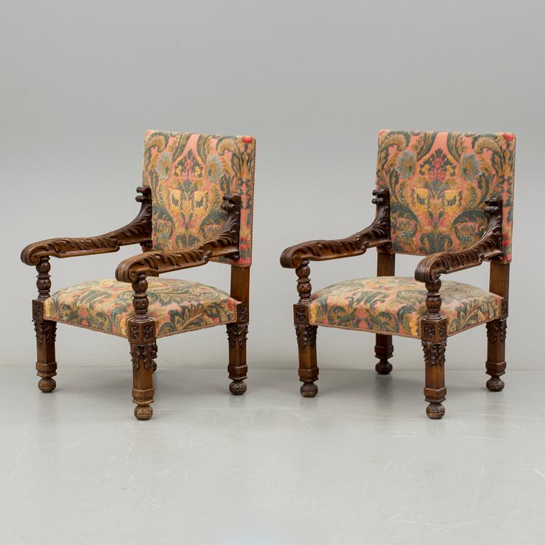 KARMSTOLAR, ett par, barockstil, 1900-talets första hälft.