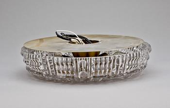 TAKLAMPA, glas, trol. Carl Fagerlund, Orrefors. 1900-talets andra hälft. H ca 10.