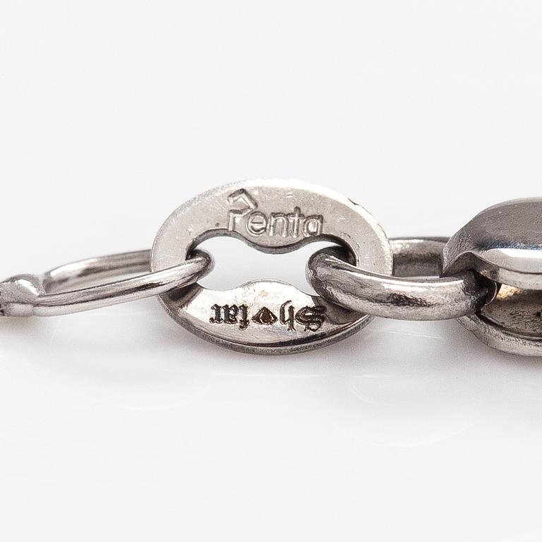 Halsband, 18K vitguld, diamant ca 0.62 ct.