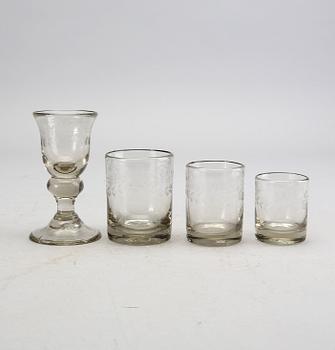 SERVIS 46 dlr "Antik" Reijmyre 1900-talets mitt glas.
