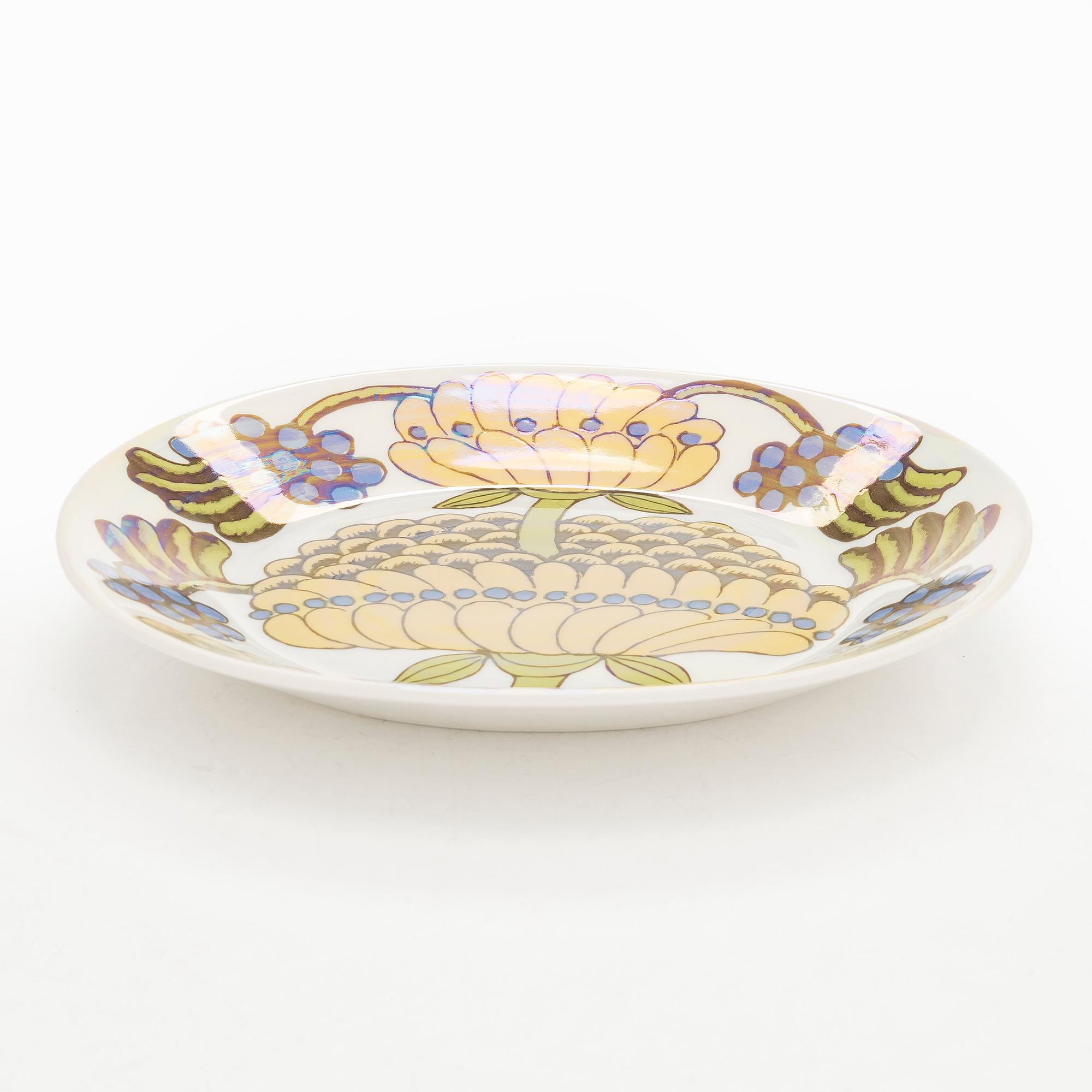 Birger Kaipiainen, fat, porslin, "Elegance/1", numrerad 330. Pro Arte, Arabia.