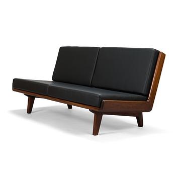 Carl Gustaf Hiort af Ornäs, soffa, "Studio", Puunveisto Oy - Träsnideri Ab 1900-talets mitt.