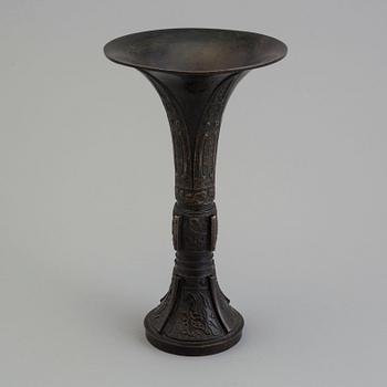 A Chinese Ming-style bronze vase.