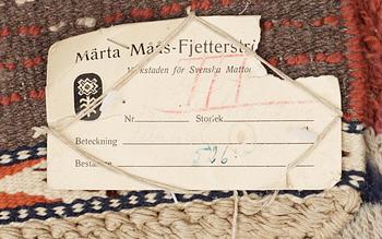 RUG. "Röda Slingan". Knotted pile (Rya). 208,5 x 104 cm. Signed AB MMF.