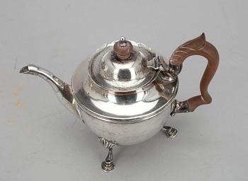 KAFFEKANNA, silver, Hamilton & Inches, Edinburg 1897.