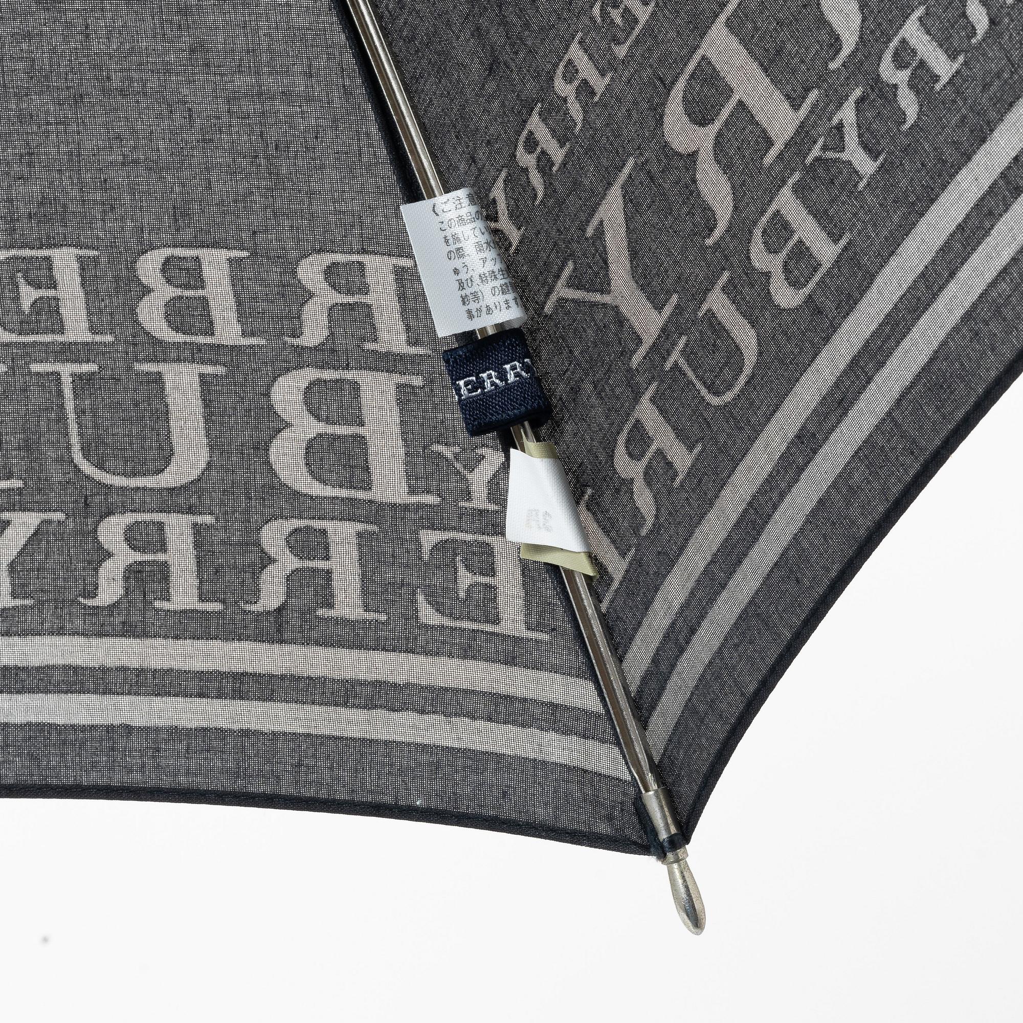 Burberry, paraply.