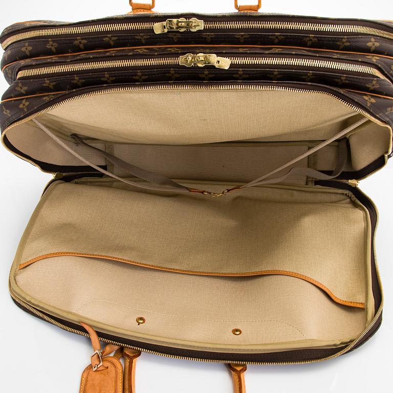 Louis Vuitton, a Monogram Canvas 'Sac Alize 3' soft suitcase.