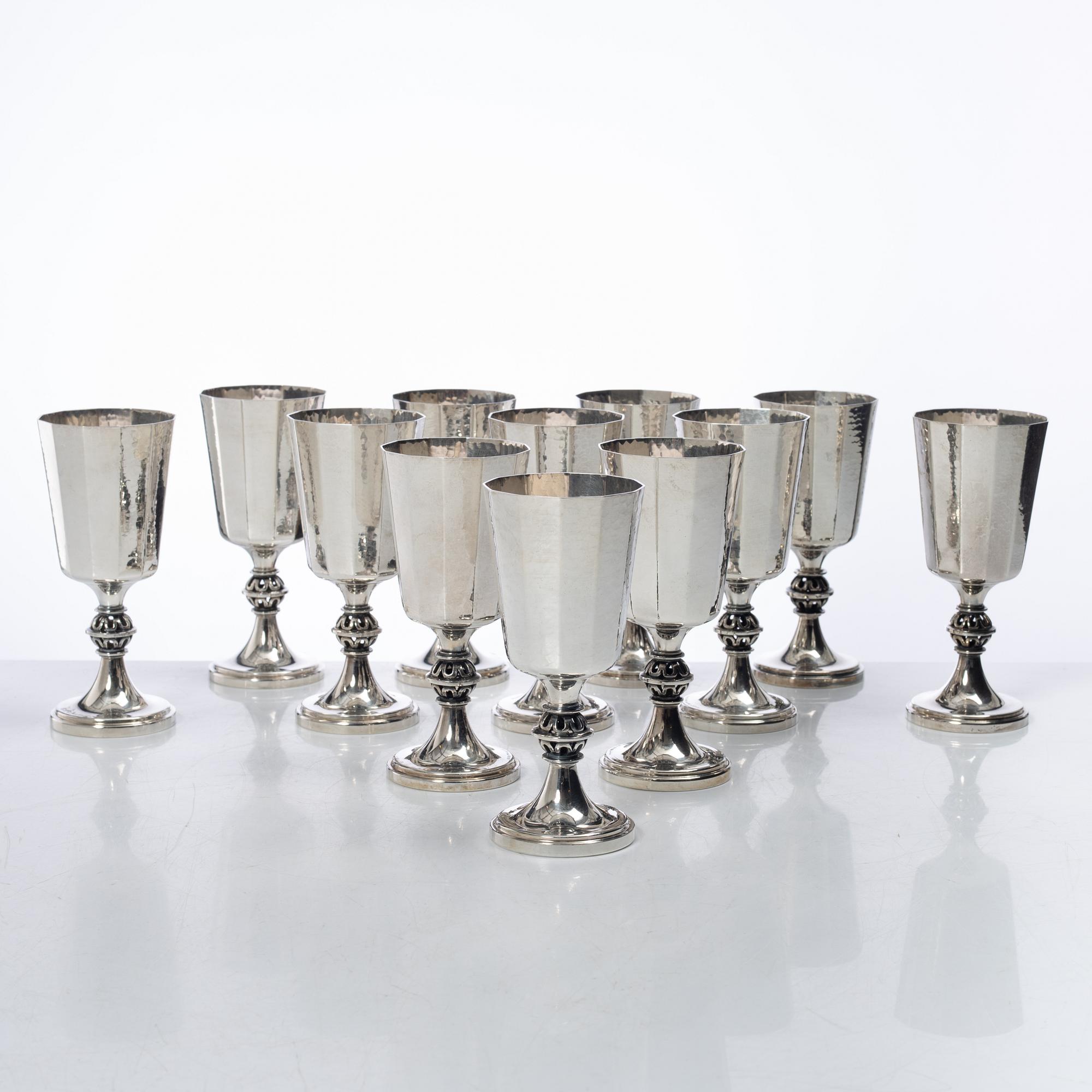 Eric Löfman, A set of twelve silver wine glasses, KG Markströms, Uppsala 1977-1978.
