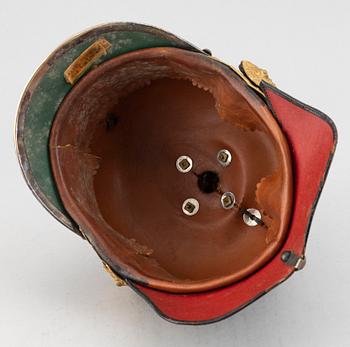 HJÄLM, m/1886 för officer vid Livregementets dragoner.