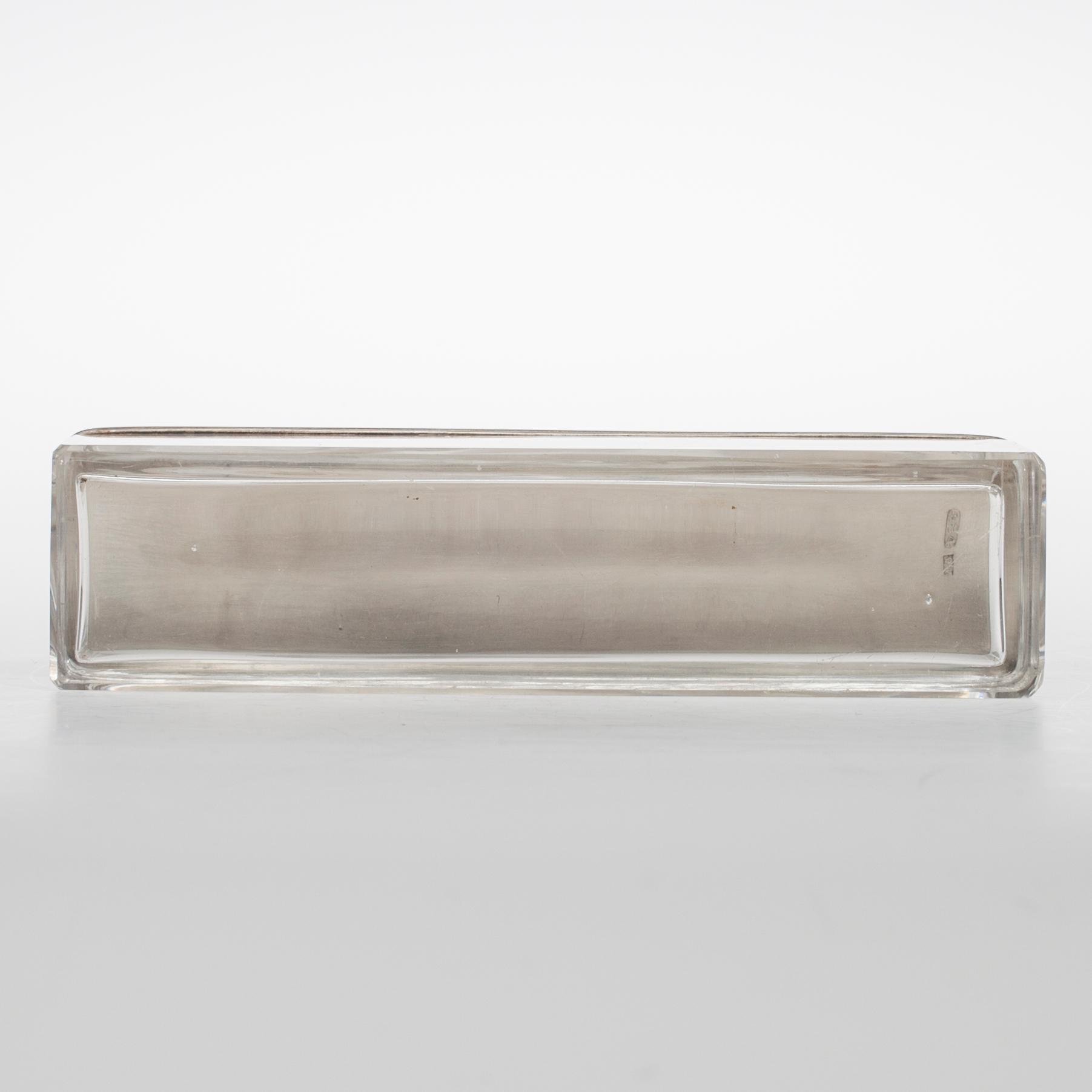 TOILETTESKRIN, Ryssland, S:t Petersburg, ca 1900, silver och glas.