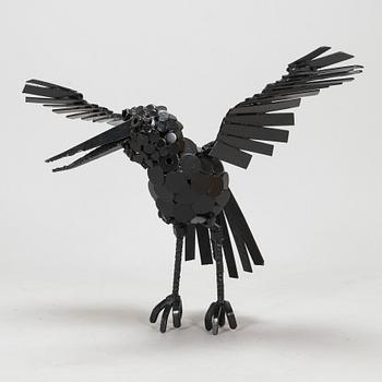 Veikko Haukkavaara, Bird with wings spread.