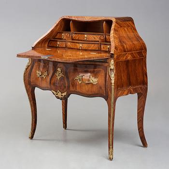 A Swedish Rococo 18th century secretaire.