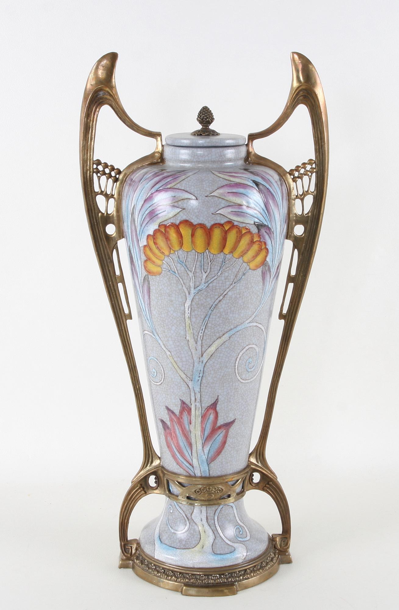 LOCKURNA, porslin. Jugendstil, 2000-tal.