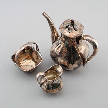 KAFFESERVIS, 3 delar, silver 835, svenska importstämplar, 1900-talets andra hälft. Vikt ca 819 g.