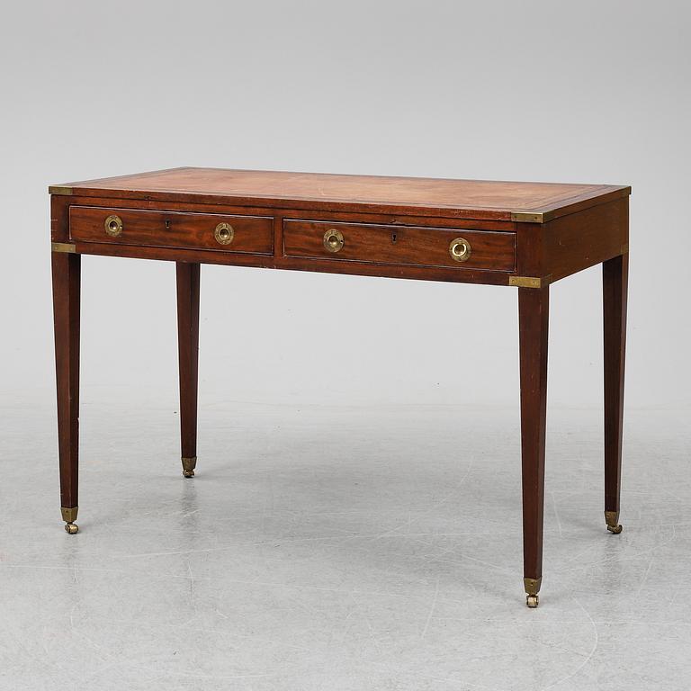 SKRIVBORD, mahogny, England, 1800-talets slut.