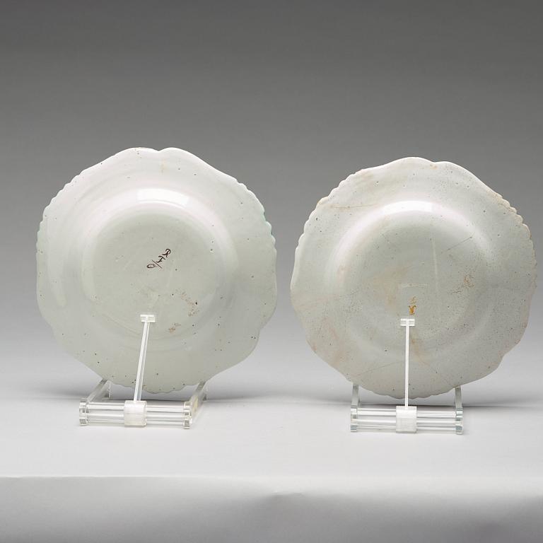 SOPPTALLRIKAR, ett par, fajans. Reval, 1700-tal.