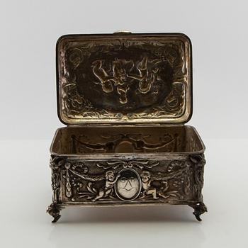 Box, silver circa 1900 Baroque style.