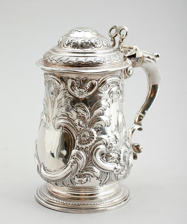 STOP, silver, Isaac Cookson, Newcastle 1748. Vikt ca 1073 g.