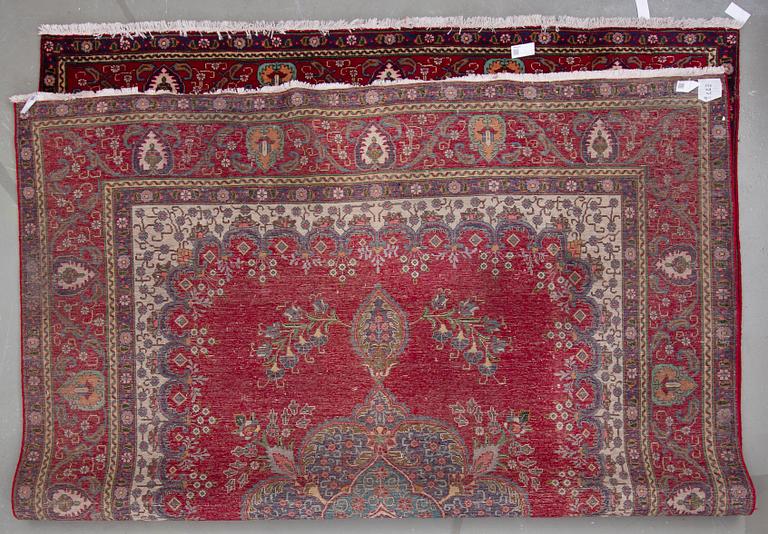 MATTA, möjligen Täbris, ca 391x296 cm.