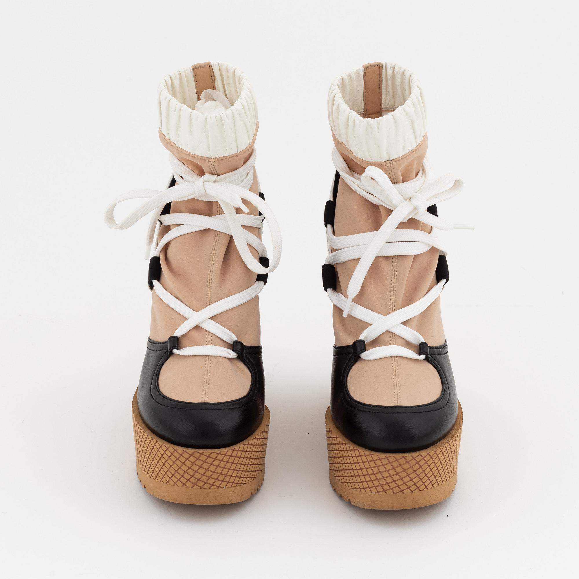 Chanel, platform shoes, french size 37. - Bukowskis Chanel, platform shoes, french size 37. - Bukowskis