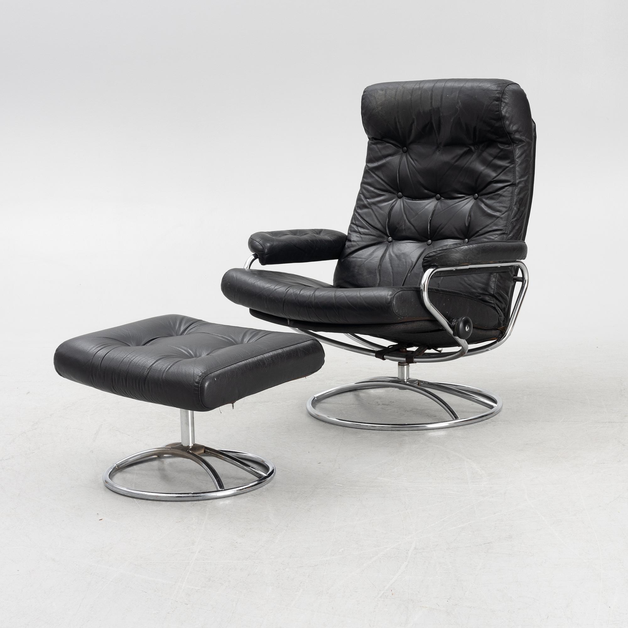 Fåtölj med fotpall, "Stressless", Ekornes, Norge, 1900-talets andra hälft.
