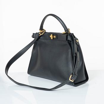 Fendi, väska, "Peekaboo".