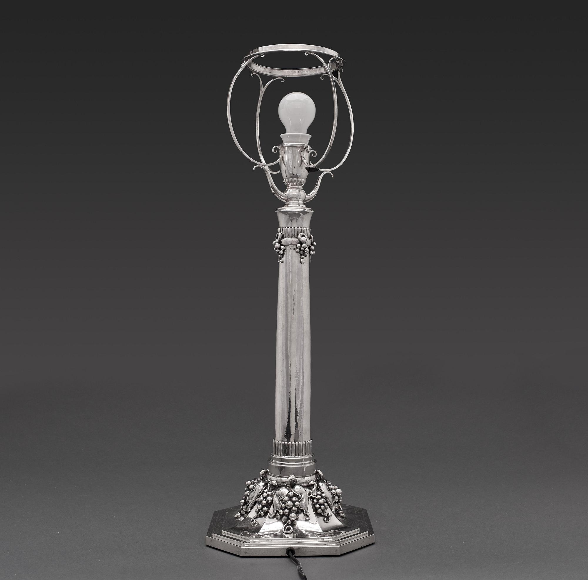 Evald Nielsen, an 830/1000 silver table lamp, Copenhagen 1927.