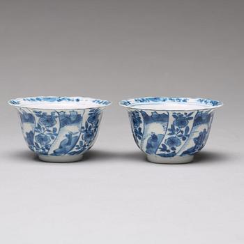 KOPPAR, sex (2+2+2) stycken, med FAT, fem (2+2+1) stycken, porslin. Qingdynastin, Kangxi (1662-1722).