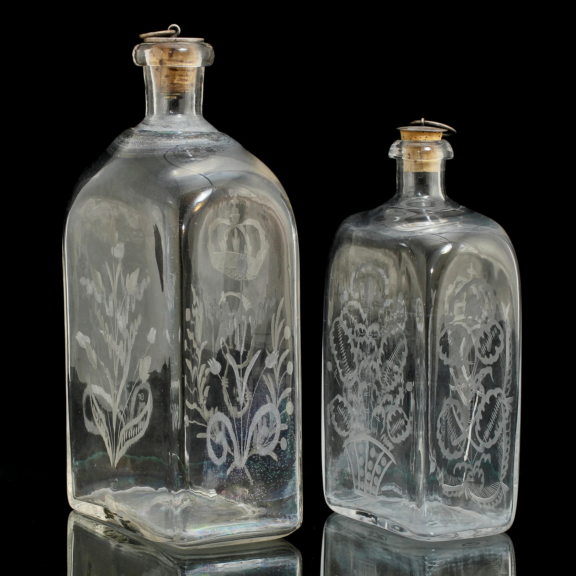 FLASKOR, 2 st, glas, 1800/1900-tal.