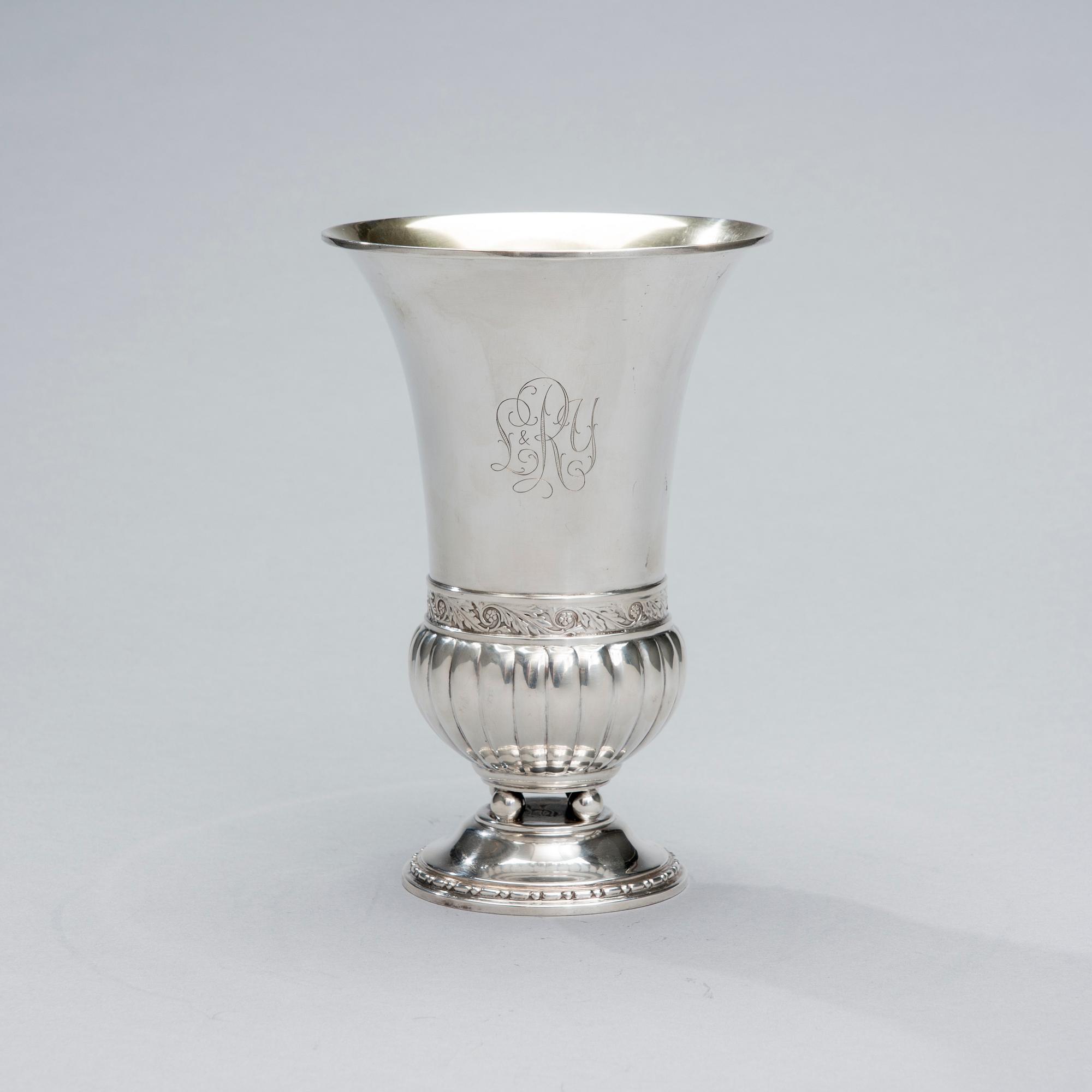 VAS, silver, Hopeakeskus, Tavastehus 1939. Vikt 408 g.