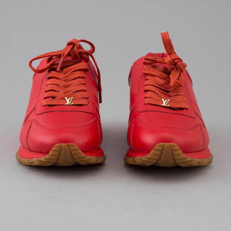 Sneakers by Louis Vuitton + Supreme, size 5,5.