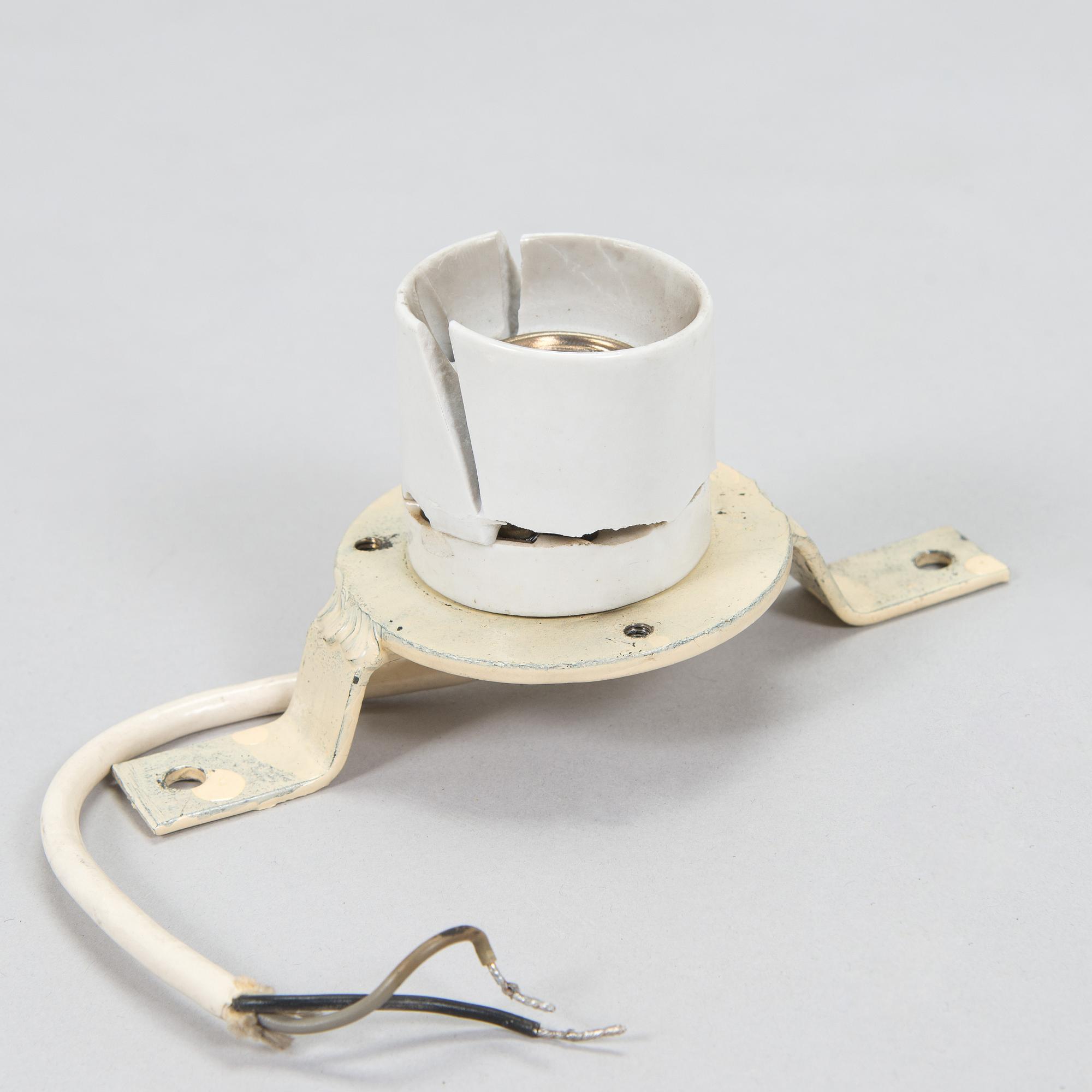 Alvar Aalto, ceiling lamp, model A 624, Valaistustyö, Finland.