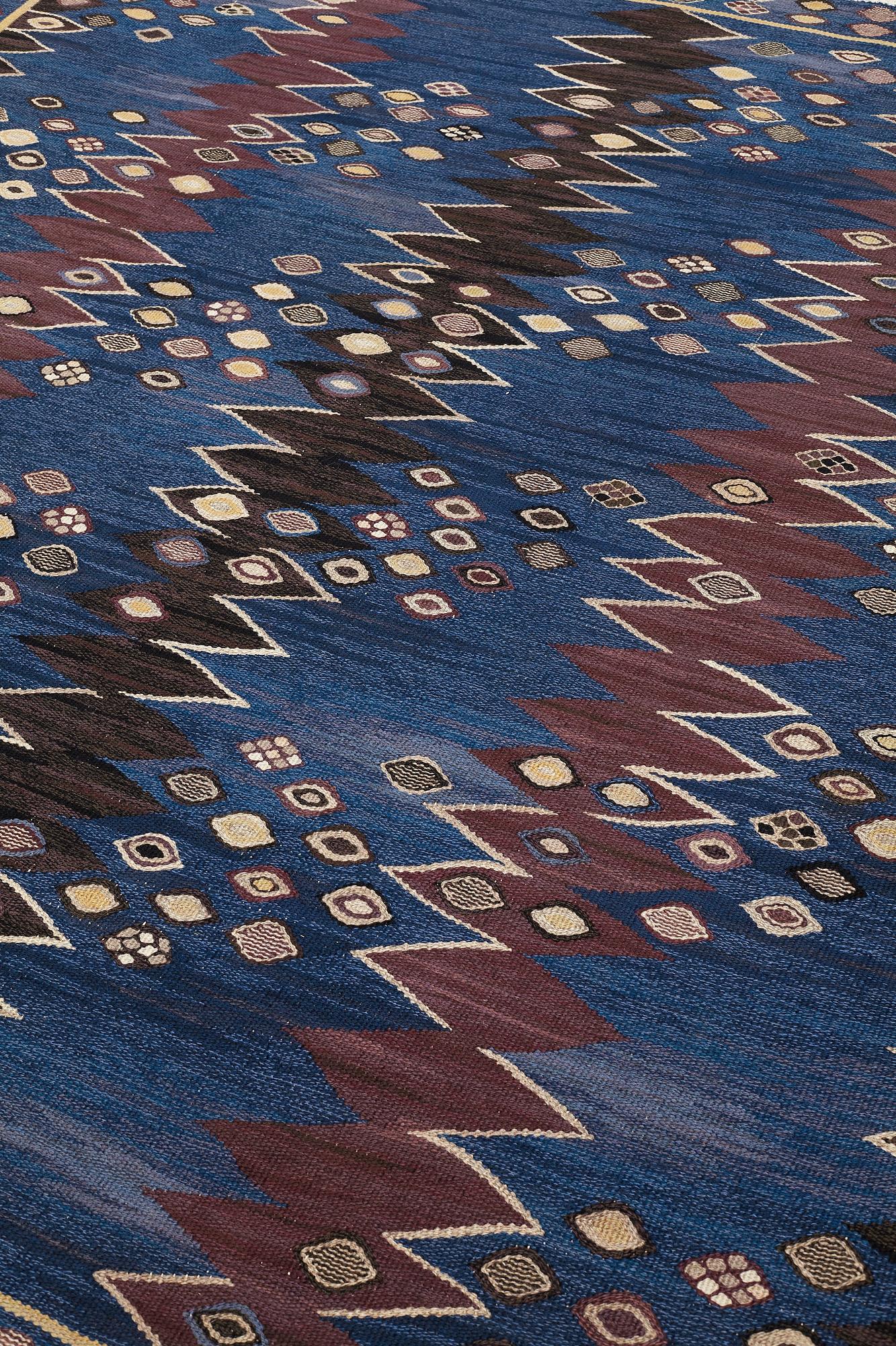 Barbro Nilsson, MATTA, "Snäckorna", gobelängteknik, ca 267-268 x 234,5-246,5 cm, signerad AB MMF BN.