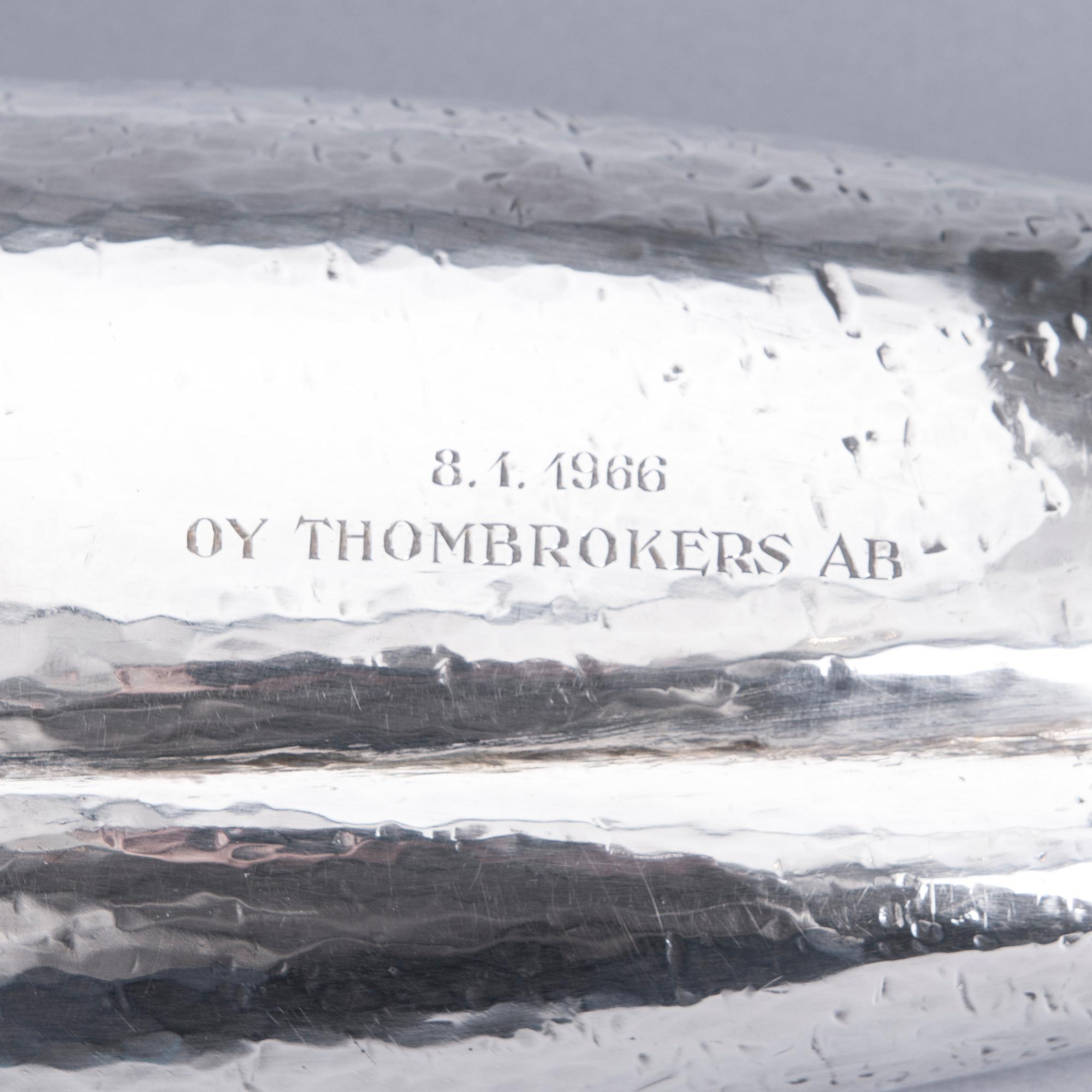 TAPIO WIRKKALA, SKÅL. Silver 916. Sign. TW. Kultakeskus, Tavastehus 1966.