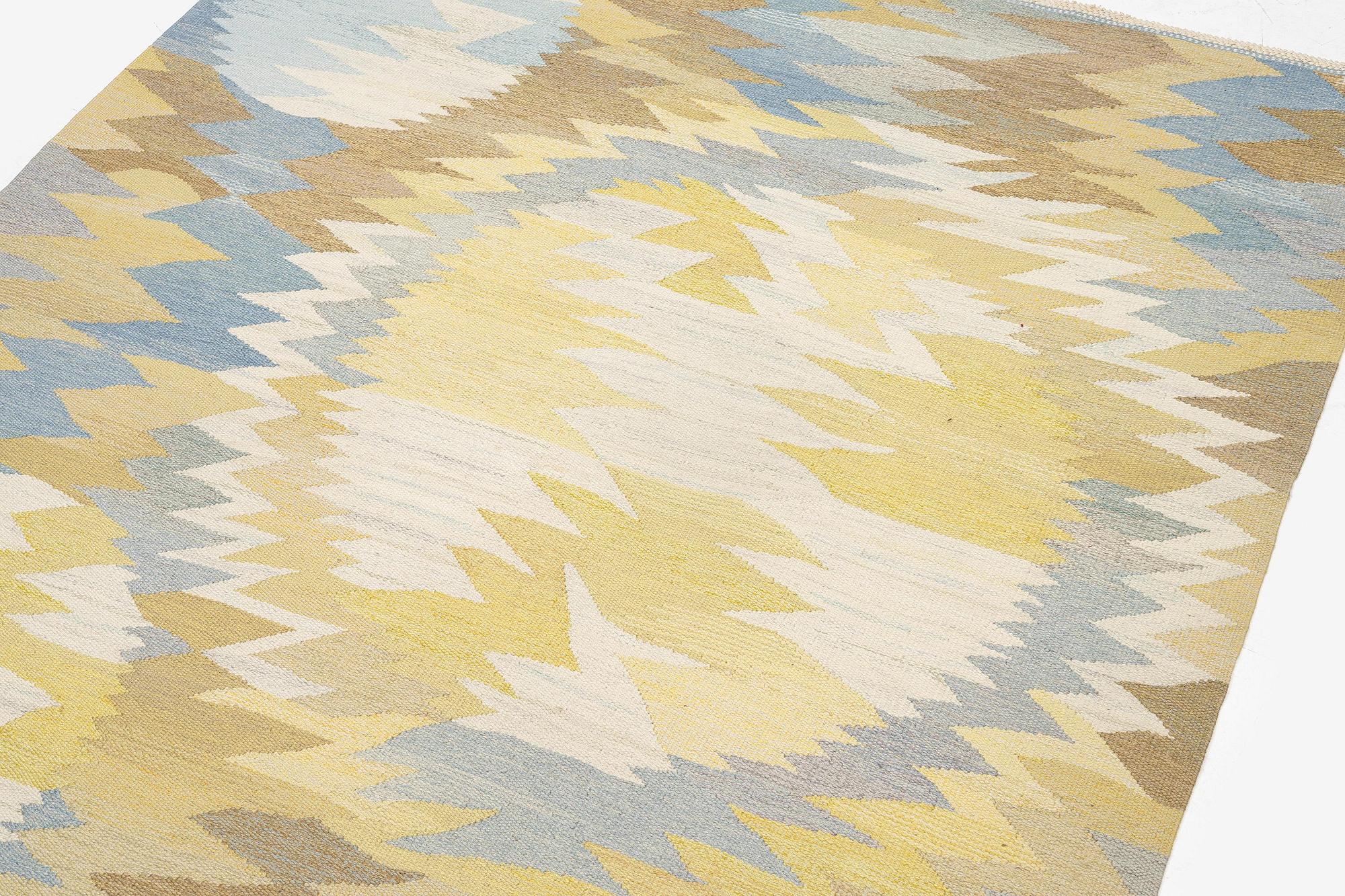 Barbro Nilsson, matta, "Solfläckar", gobelängteknik, ca 236 x 190 cm, signerad AB MMF BN.