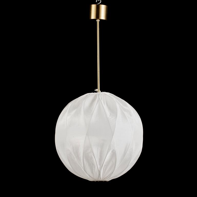 TAKLAMPA, "Pia-lampan", Tore Ahlsén, Gärsnäs. Diameter ca39cm.