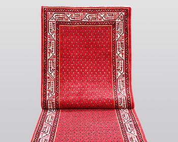 Gallerimatta, Sarouk - Mir, ca 312 x 106 cm.