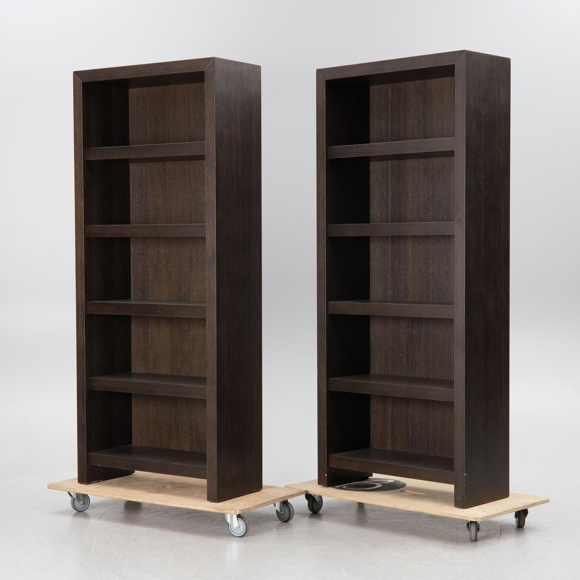 A pair of book cases, Slettvoll.