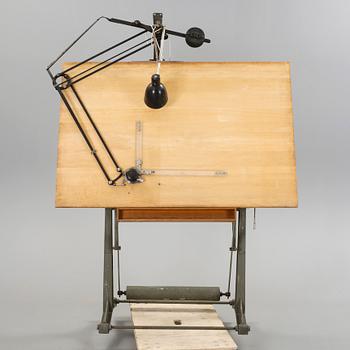 ARKITEKTBORD / RITBORD, AB Ingeniörsutensilier, Stockholm, omkring 1900-talets mitt.