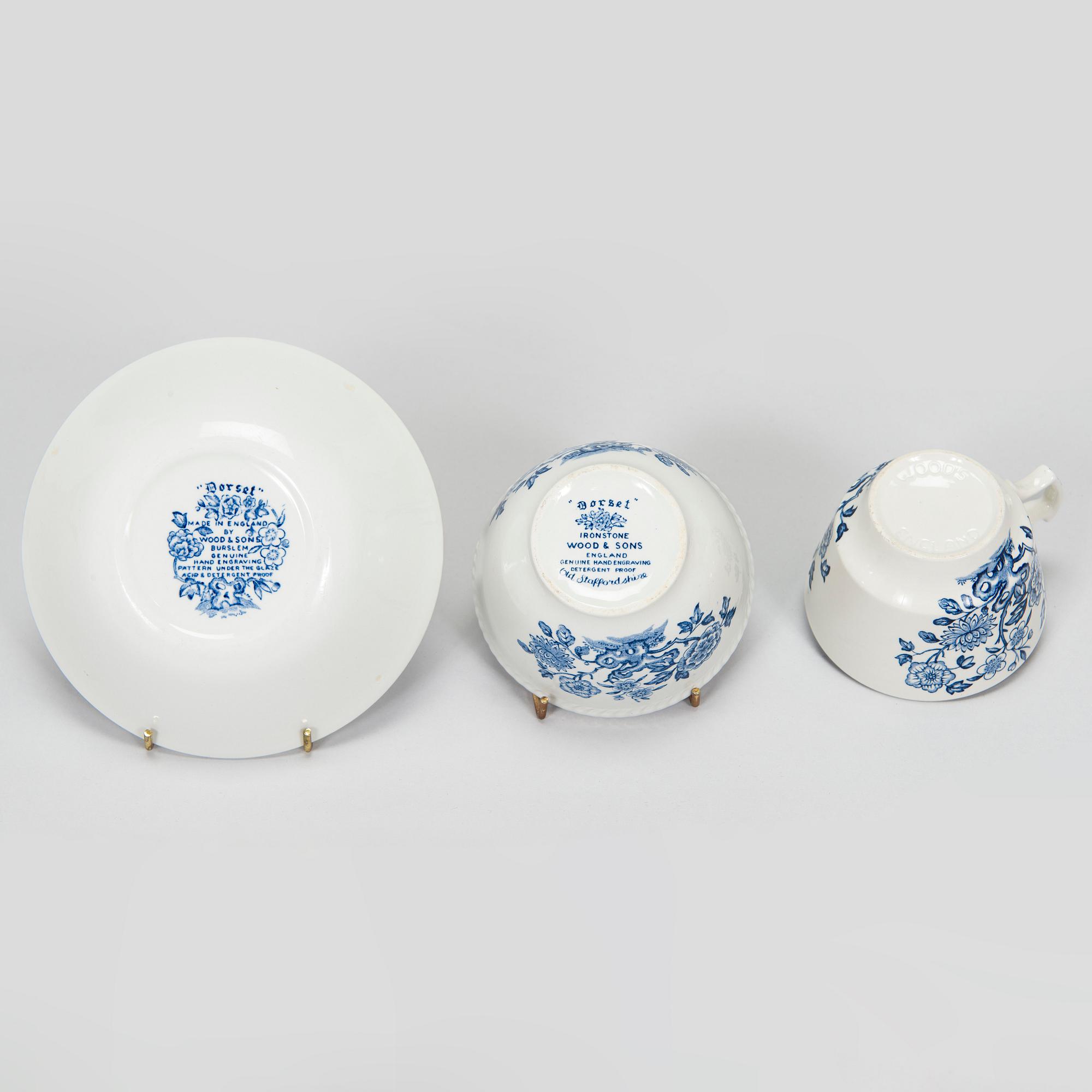 A 28-piece 