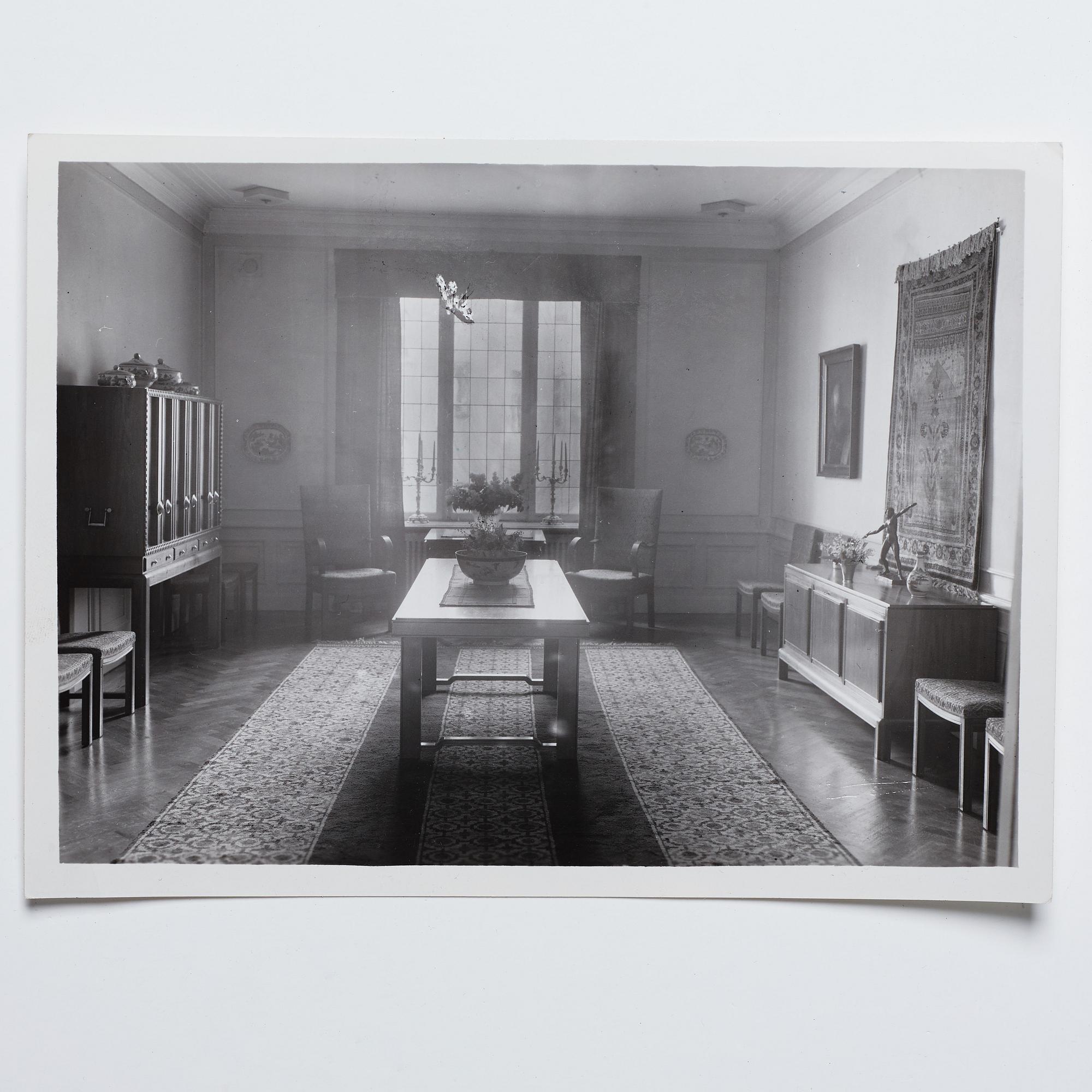 Nils Ahrbom & Helge Zimdahl, a walnut side table/console table, Stockholm 1932.