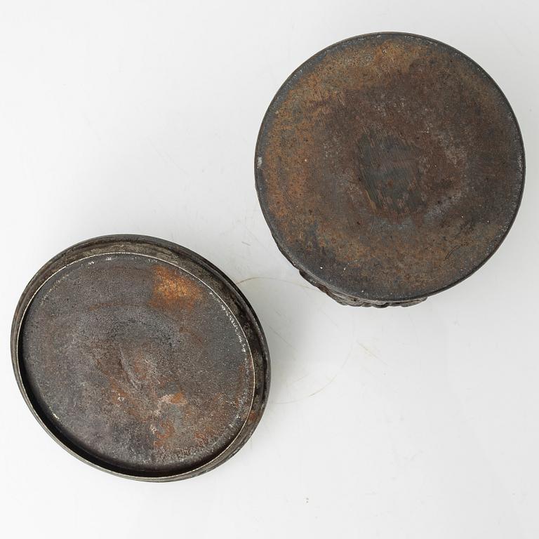 Carl Elmberg, a ”Tobaksburk N:r 1” tobacco jar with lid, Näfveqvarns bruk.